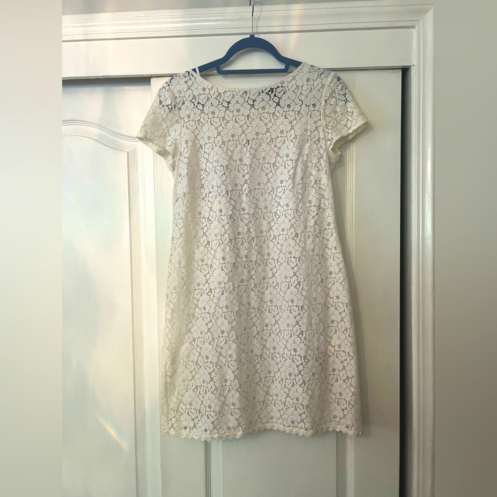 Julie Dillon White Lace T-Shirt Style Dress, Size 6